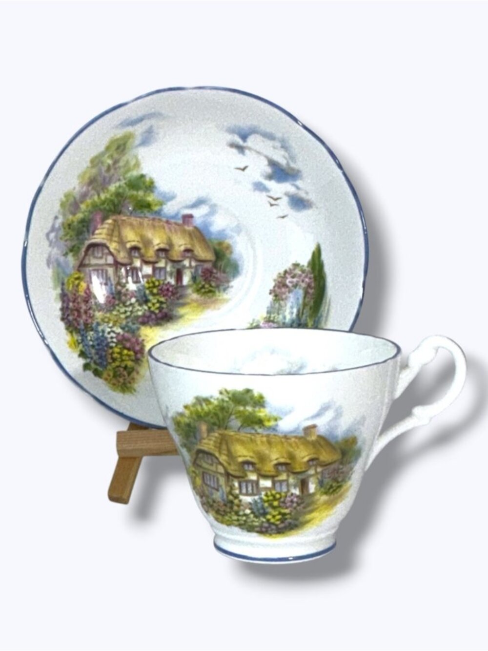 Regency English Bone China Teacup Saucer Scenic Cottage Vintage 1960’s - Picture 2 of 16